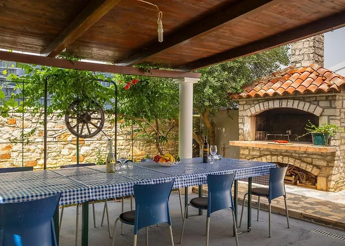 House Marlena Σπίτι διακοπών Πούλα