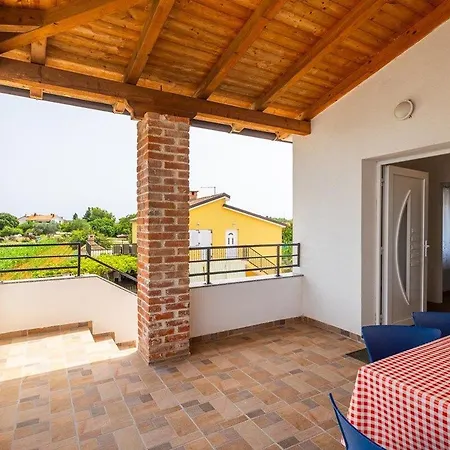 House Marlena Pula