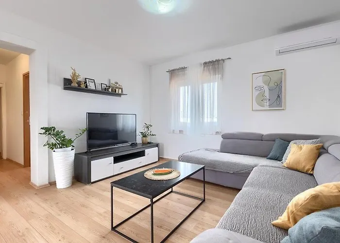 House Marlena * 普拉