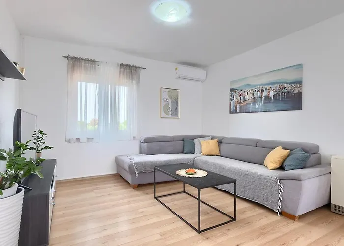 House Marlena 度假居